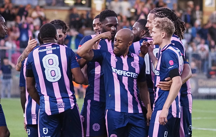 In photos: Dulwich Hamlet make it 4-1 against Canvey Island as Champion Hill ramps up the volume, Tues 15th August 2023