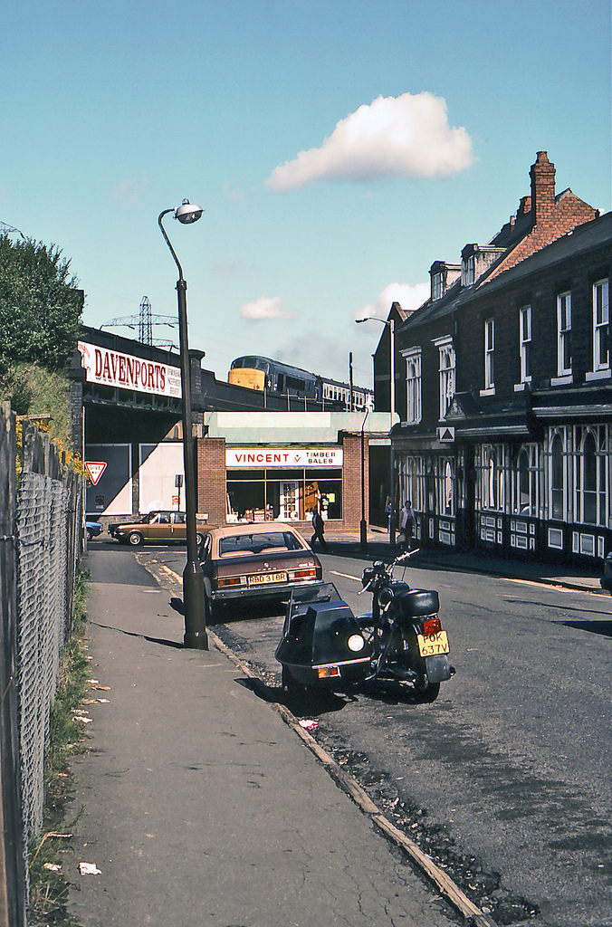 Heeley-Road-Selly-Oak-Birmingham-August-1982.jpg