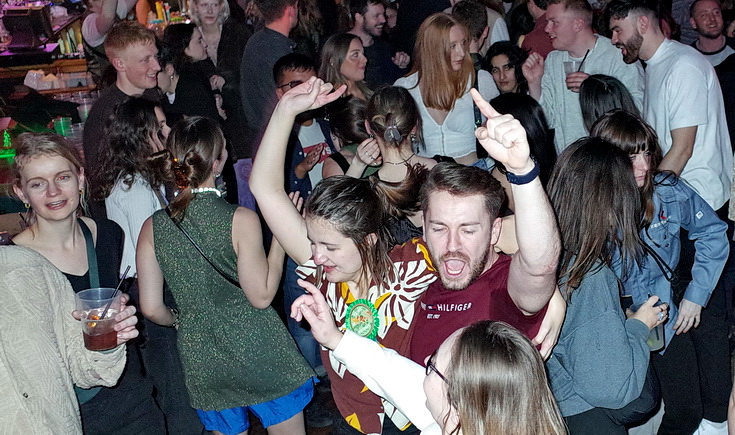 In photos: Brixton Buzz Pop Party at the Effra Social, Sat 14th Jan 2023