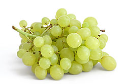 250px-Table_grapes_on_white.jpg