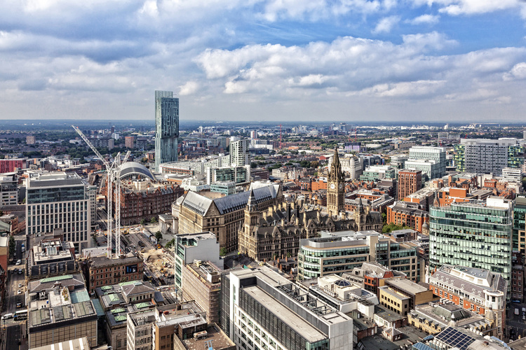 Manchester-Town-Hall-Skyline-Landscape-Print.jpg