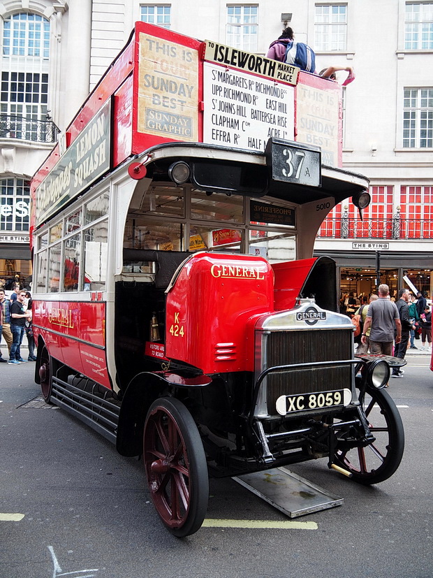 brixton-bus-transported-by-design-05.jpg