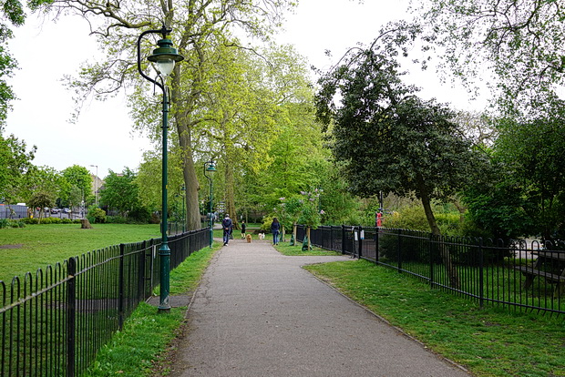 In photos: Sunray gardens, a small park with a lake in Herne Hill, London SE24