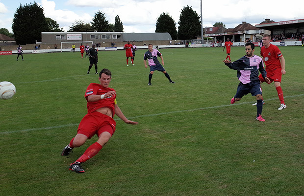 harrow-dulwich-hamlet-29.jpg