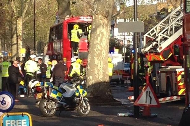 Kennington-bus-crash-2945987.jpg