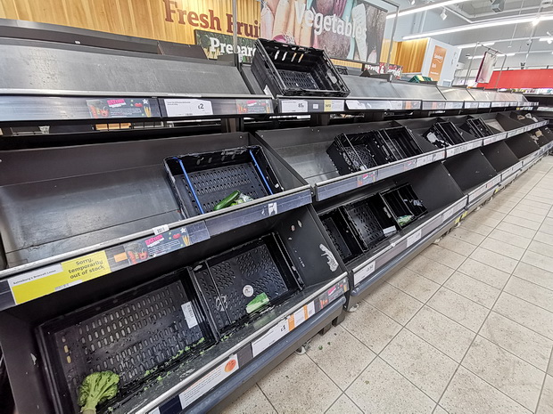 In photos: Sainsbury's Brixton Superstore picked clean by panic buying vultures, 18th March 2020