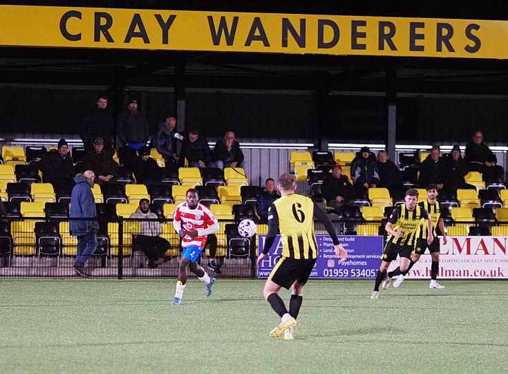 In photos: plenty of action but no goals as Peckham Town draw 0-0 at Bexley FC, Monday 14th Oct 2024