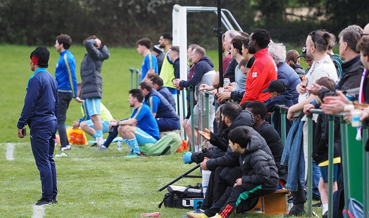 In photos: Peckham Town grind out a 1-1 draw against top of the table Halls AFC, Sat 6th Apr 2024