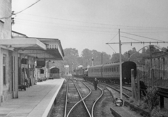 cirencester-town-railway-station-17.jpg