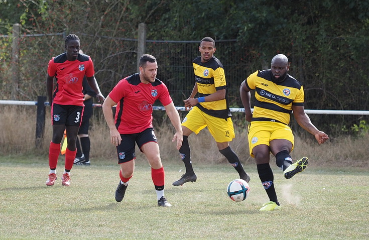 In photos: ten man Peckham town get thumped 2-5 at Welling Park, Sat 16th Sept 2023