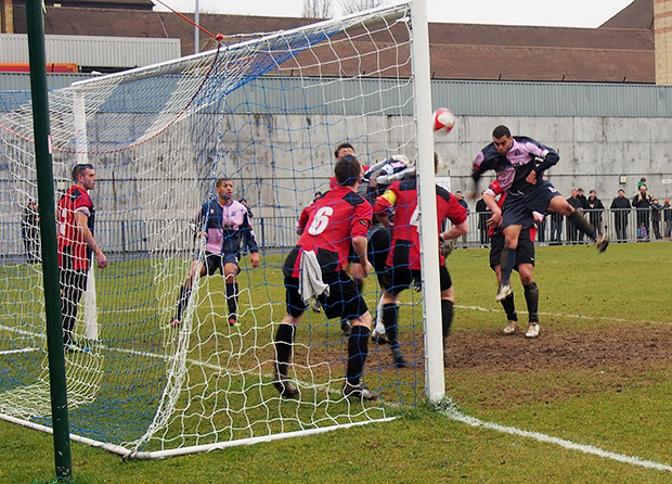 dulwich-hamlet-sittingbourne-09.jpg