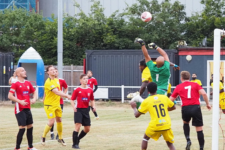 In photos: Football, Minions, floodlights and a superb Peckham Town away win at Kent United, Weds 14th Aug 2024