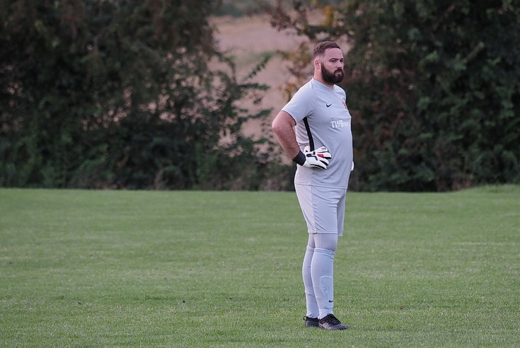 Tractors, trees and goals - Peckham score four against Otford in deepest Kent - photos