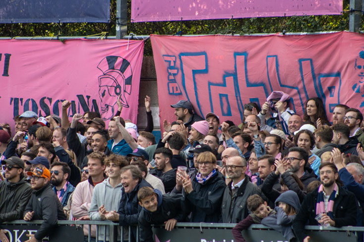 In photos: Dulwich Hamlet grind out a win against struggling Kingstonian, Sat 14th Oct 2023