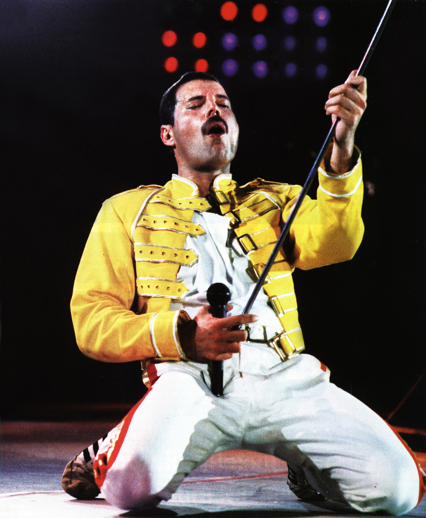 freddie-at-wembley.jpg