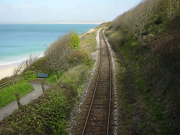 St Ives 20 years ago - photos of the Cornish town from April 2000