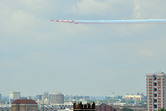 red-devils-flypast.jpg