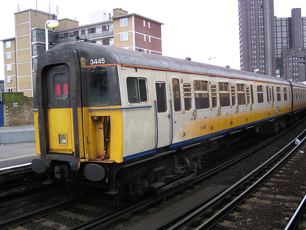 1024px-3445_at_Waterloo_East.jpg