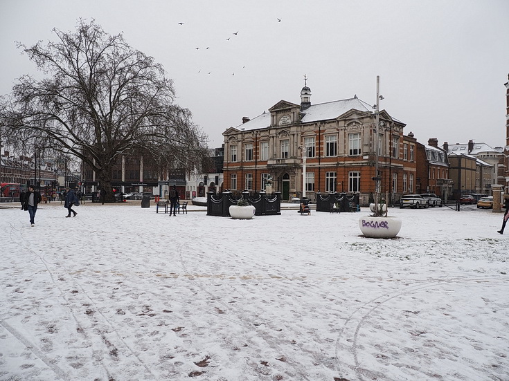 Brixton snow: Windrush Square, Brockwell Park, sledges, dandies and an artist