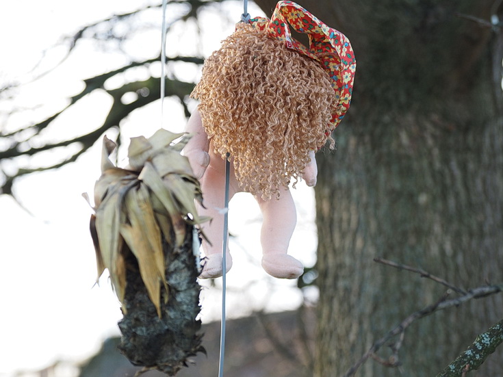 In photos: the curious trinket tree of Brockwell park, Dec 2020