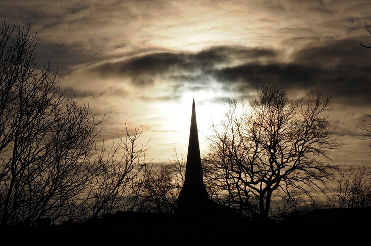 In photos: Brockwell park on a sunny but freezing Christmas Day