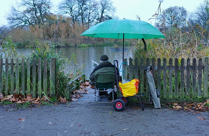 In photos: a wet, grey, autumnal stroll around Clapham Common, Nov 2020