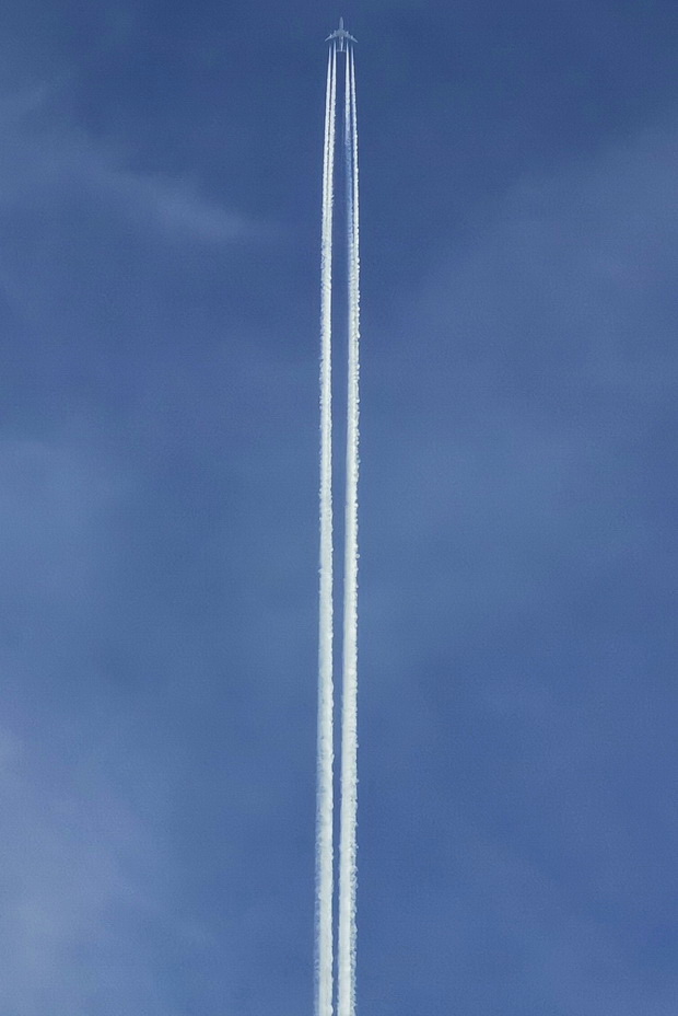 The silence of the lockdown - the vanished planes over Brixton