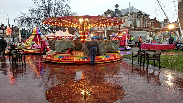 christmas-fair-ends-jan-2016-02.jpg