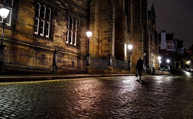 edinburgh-night-scenes-02.jpg