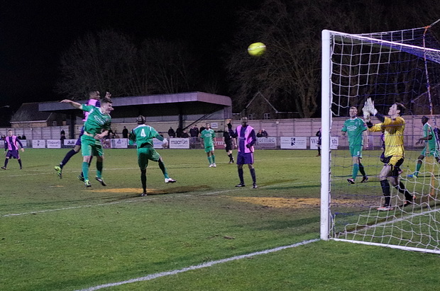 dulwich-hamlet-thamesmead-07.jpg