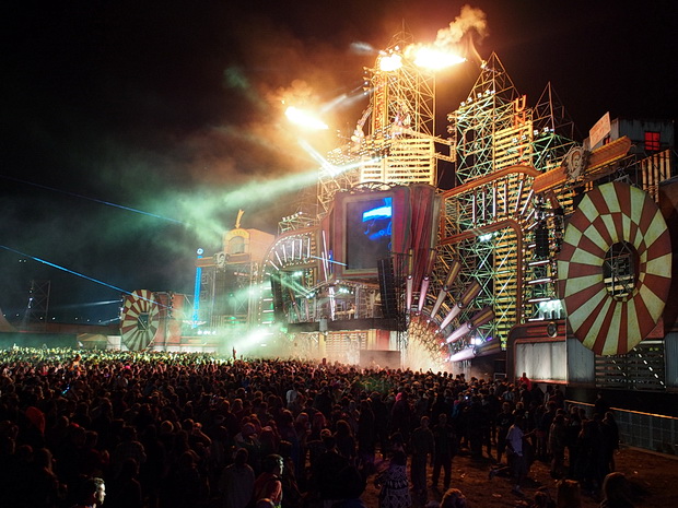 bang-hai-palace-boomtown-2015-15.jpg