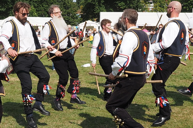 morris-dancers-country-show-02.jpg