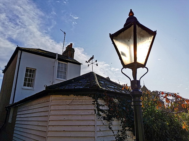 hastings-old-town-boats-castle-13.jpg