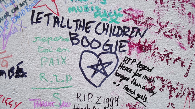 bowie-mural-tribute-08.jpg