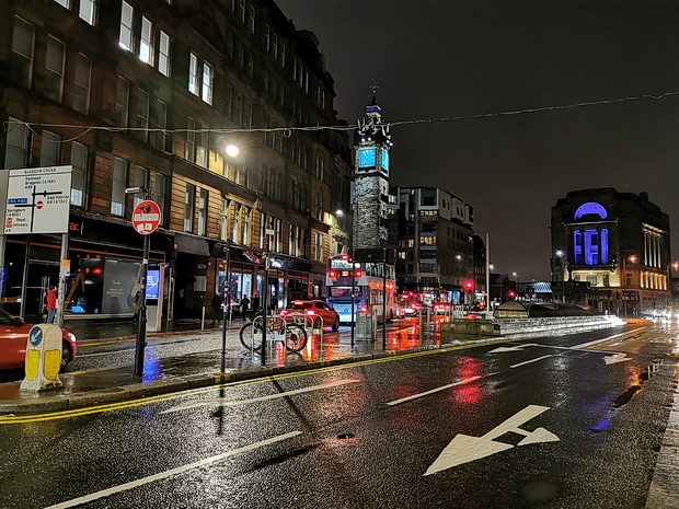 Glasgow photos: rainswept streets, street scenes, street art and sunlight, Feb 2020