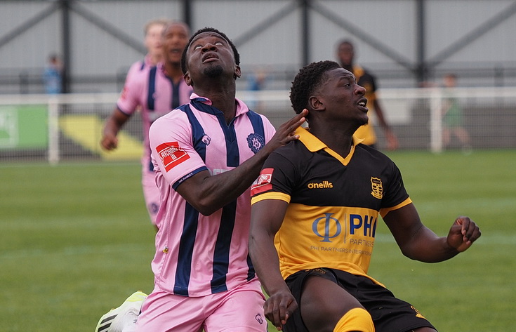 Chesham FC 2-1 Dulwich Hamlet - extra photos and match video highlights, Sat 30th September 2023