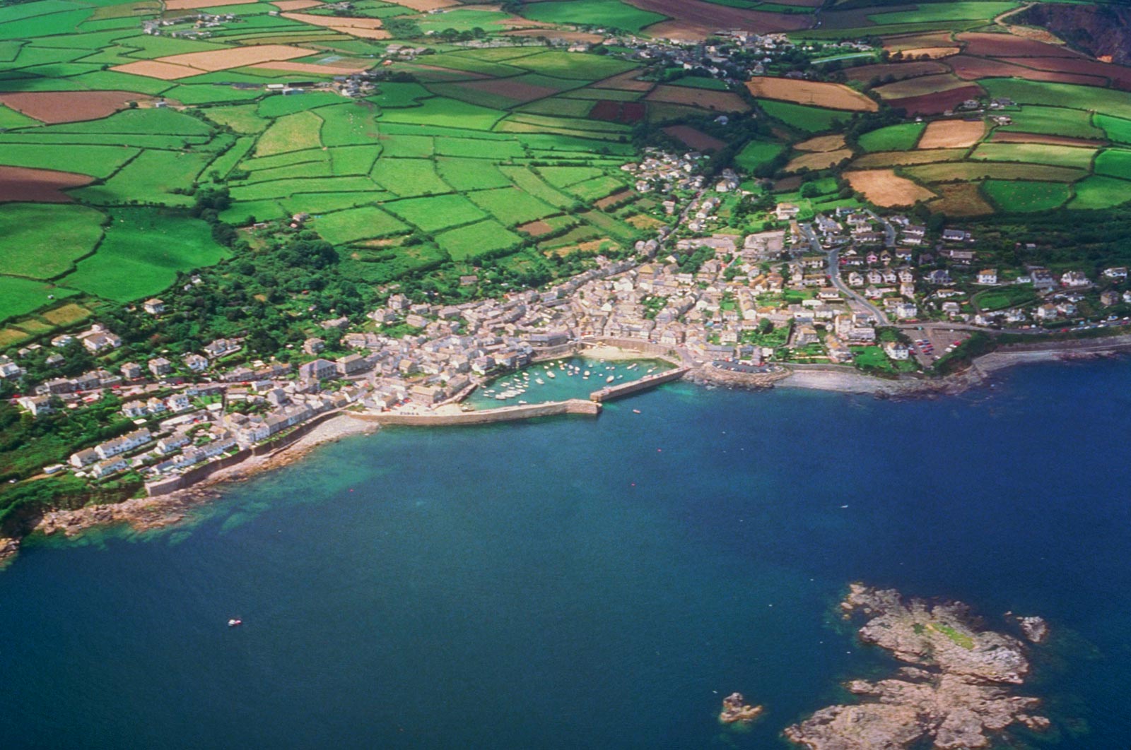 mousehole-air.jpg