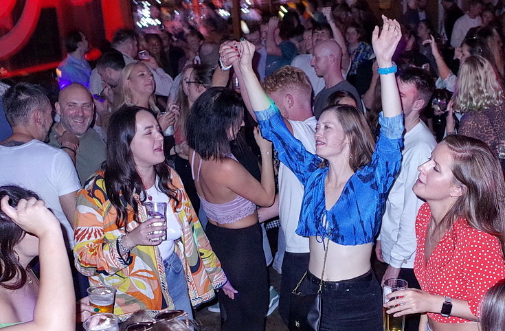 In photos: dancefloor action on the Brixton MegaPop party, Effra Social, Sat 8th Oct 2022