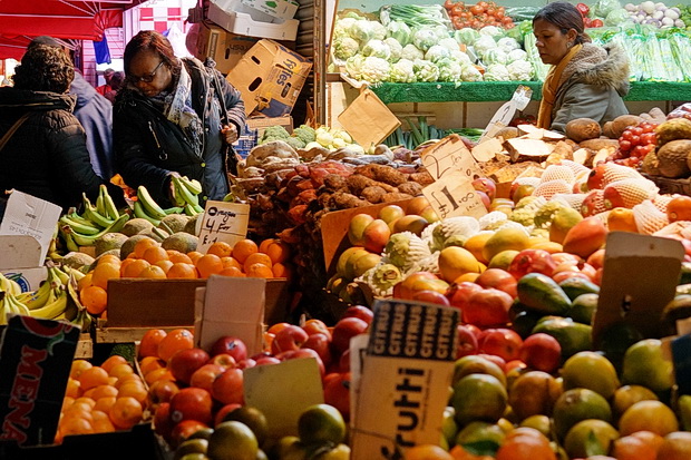 christmas-eve-brixton-market-11.jpg