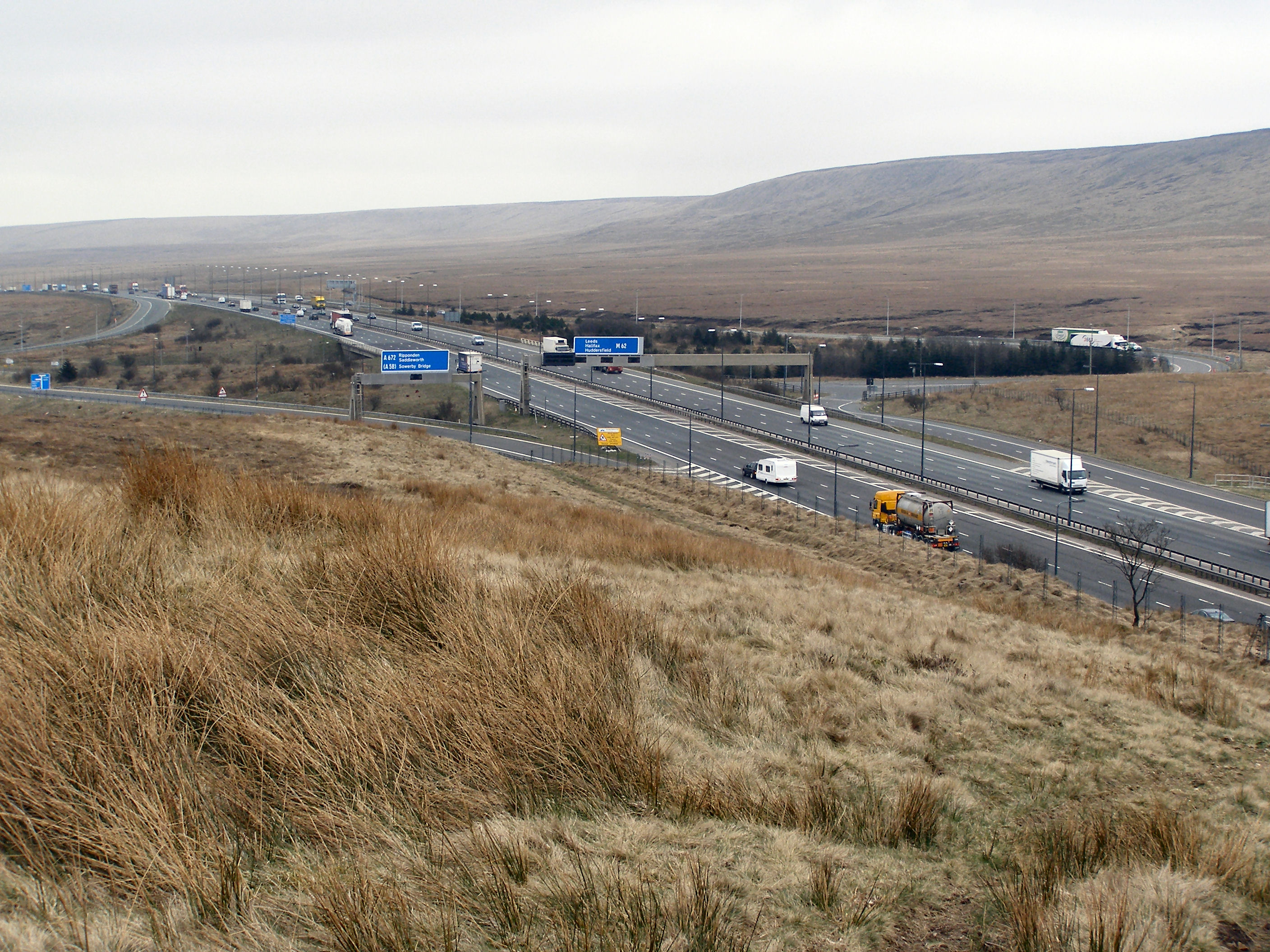 M62_Rocking_Stones_Junction_22_-_geograph.org.uk_-_1802842.jpg