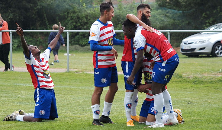 In photos: Peckham Town thump four past Banstead in pre-season friendly