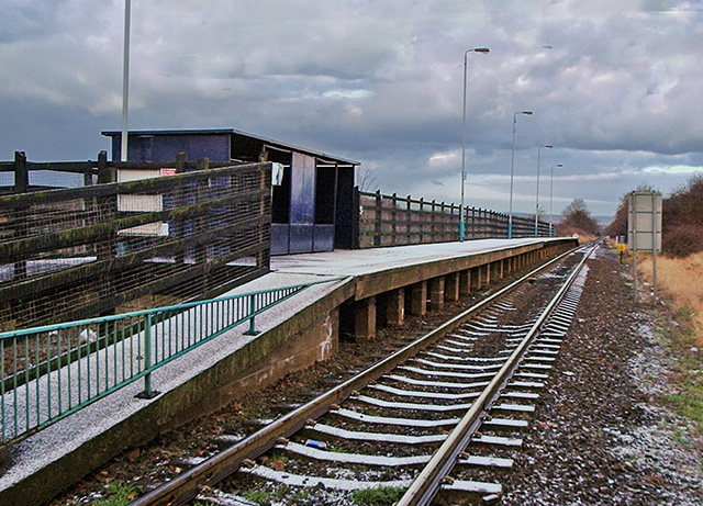 Gypsy_Lane_railway_station_in_2009.jpg