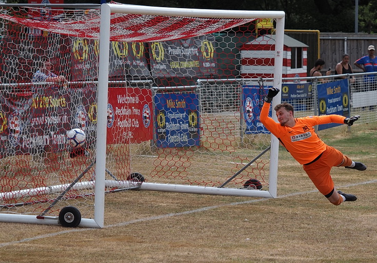 Peckham Town put Samurai Rovers to the sword in thrilling 4-3 fightback, Sat 30th July 2022