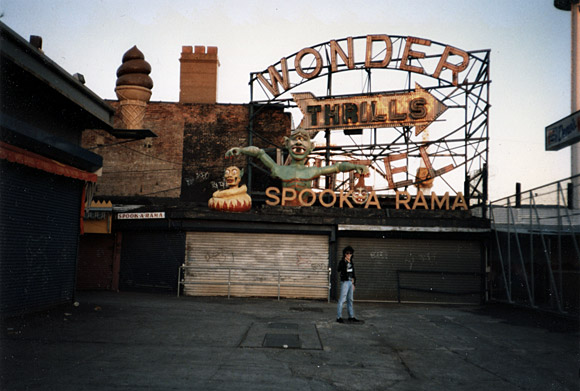 coney-island-1986-07.jpg