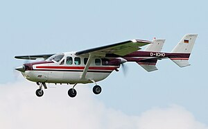 300px-Cessna_337_%288735367365%29.jpg