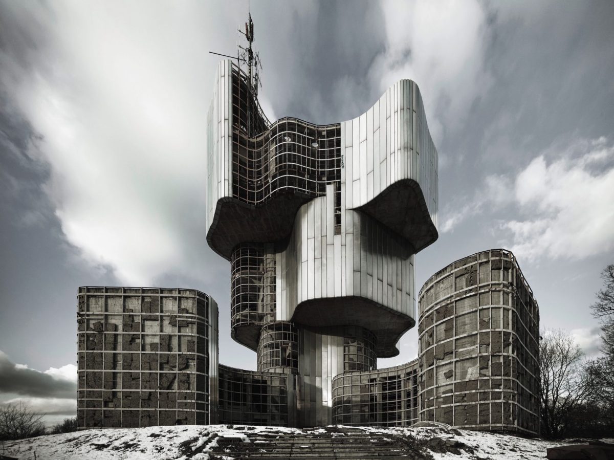 monument-uprising-people-kordun-banij-moma-toward-concrete-utopia-valentin-jeck_dezeen-1704x1277-1200x899.jpg