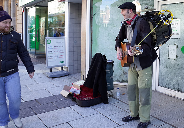 one-man-band-cardiff-2.jpg