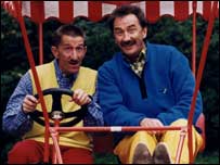 chuckle_brothers_203x152.jpg