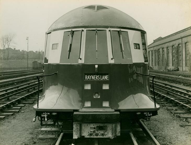 experimental_1935_tube_stock_with_streamlined_front__1936.jpg