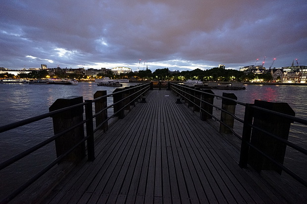 southbank-summer-night-01.jpg